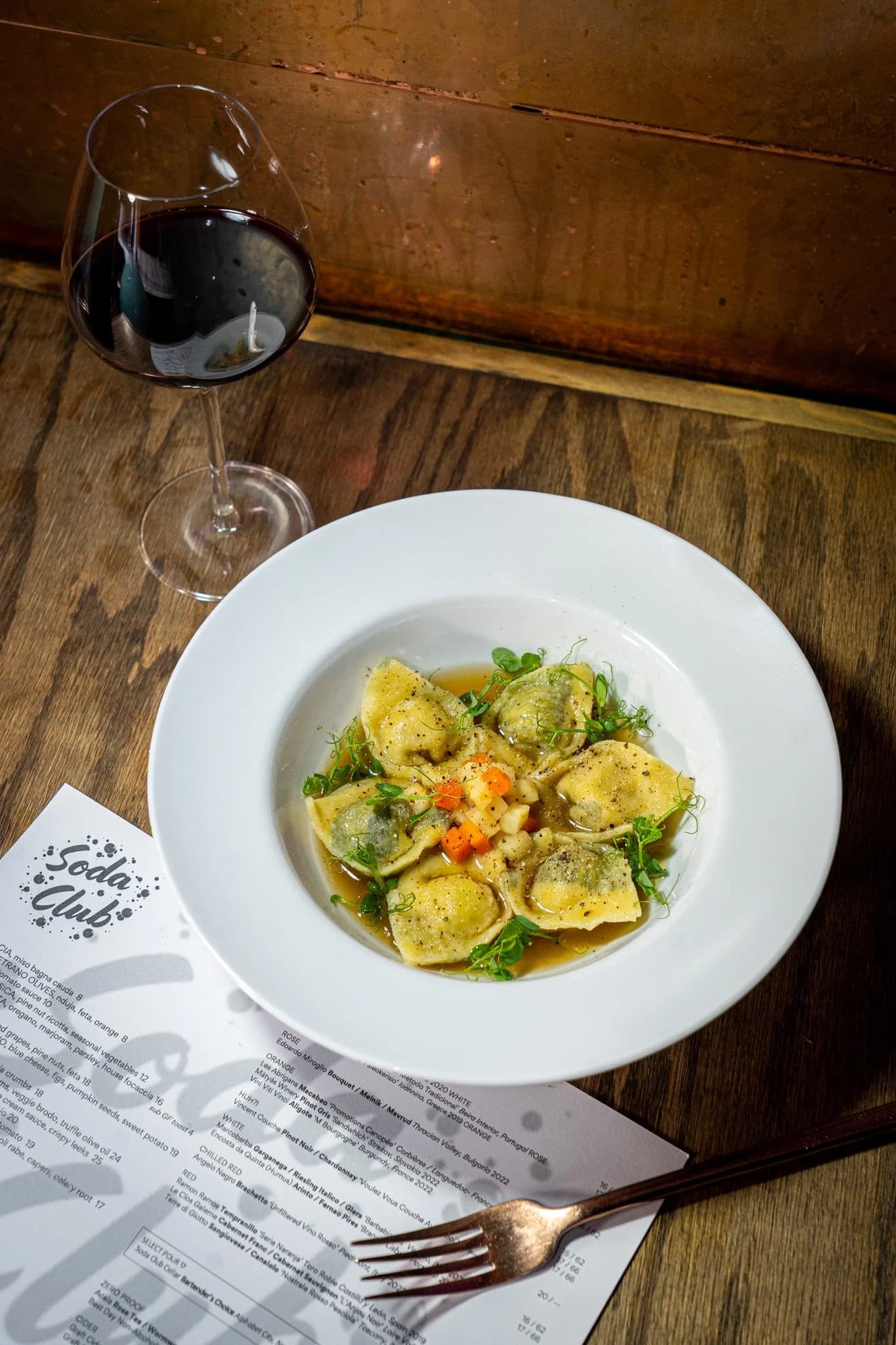 How a New York Restaurant Group Turned Its Customers Into Its Cap Table — and Raised $1.9 Million Without a Single Institutional Investor